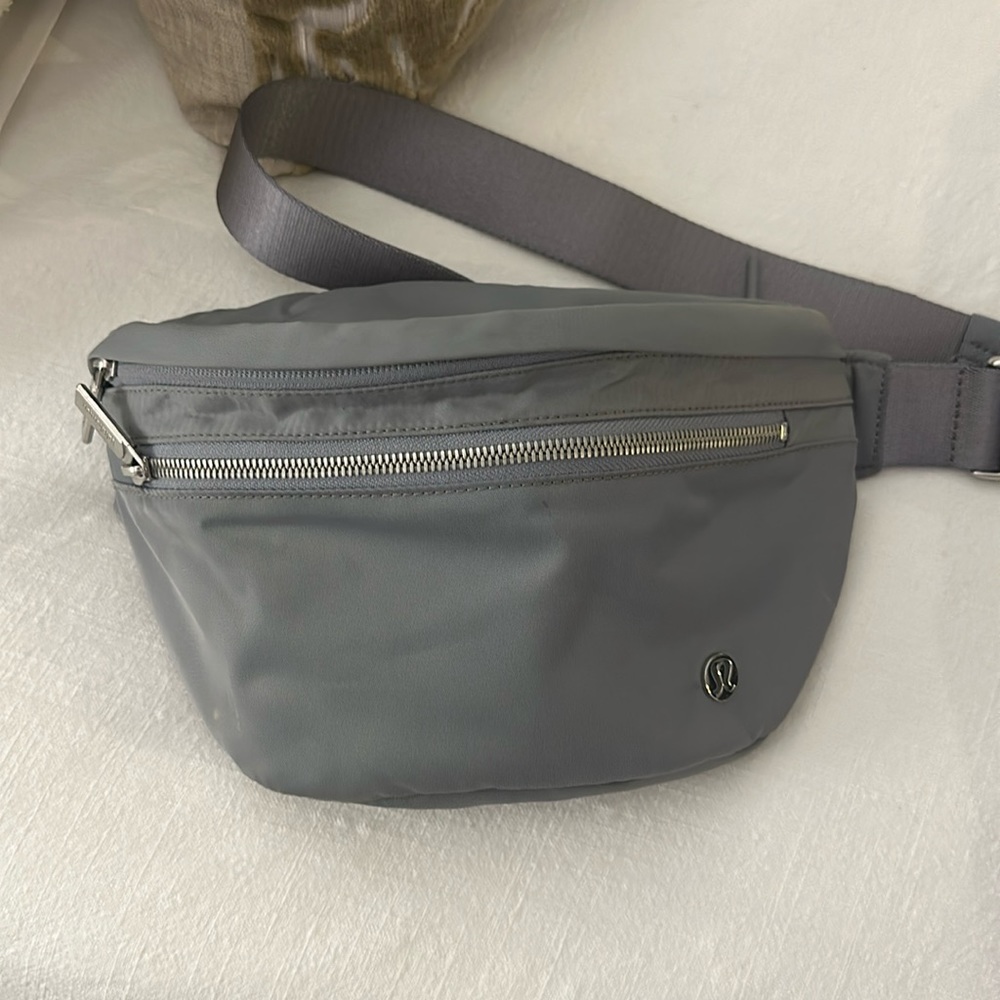 Lululemon City Adventurer Belt Bag - Grey